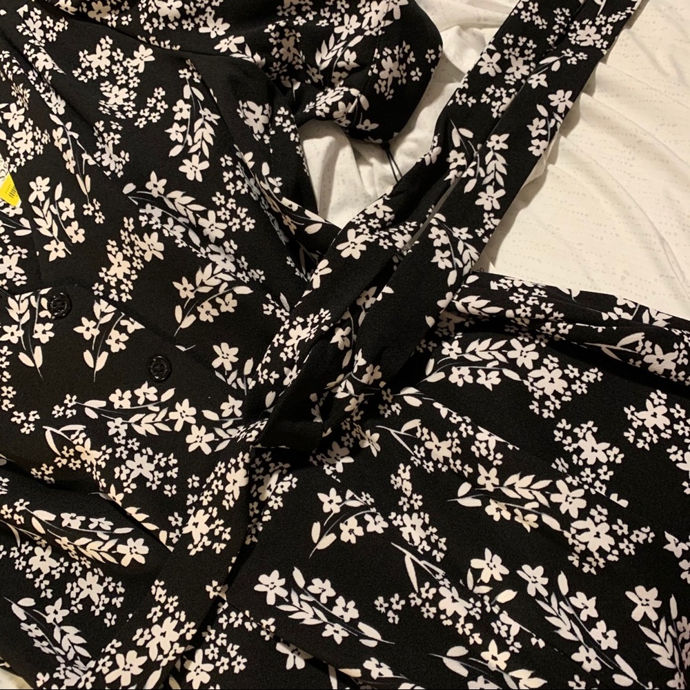 Calvin Klein floral print jumpsuit - Picture 3 of 6
